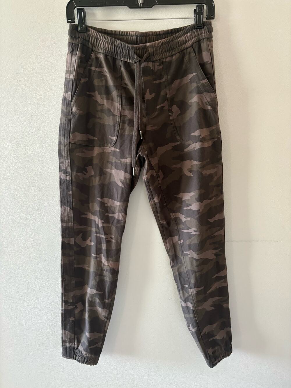 Athleta Pants Women's 2 Camo Farallon Jogger Drawstring Elastic Waist Athleisure